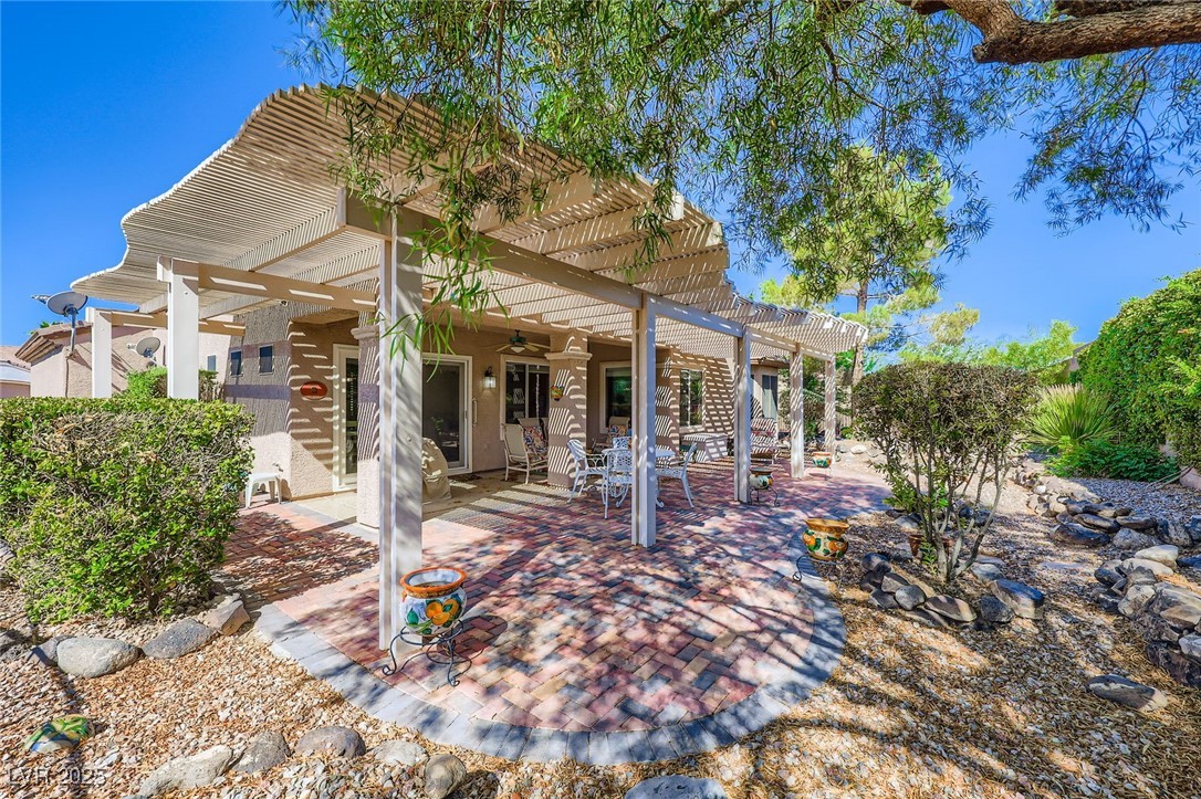 2316 Hardin Ridge Drive Property Photo 11