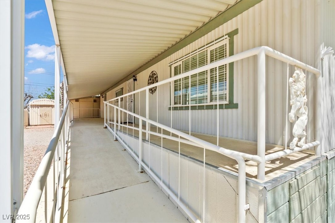 276 Navajo Drive Property Photo 10