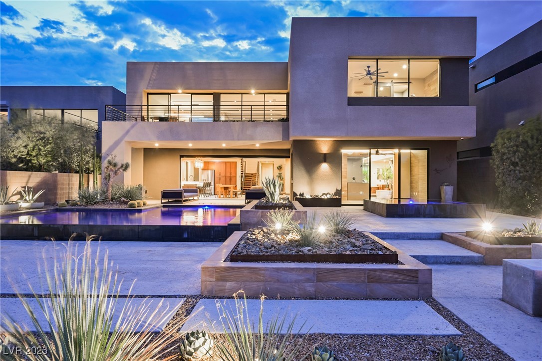 20 Falling Canyon Court Property Photo 3
