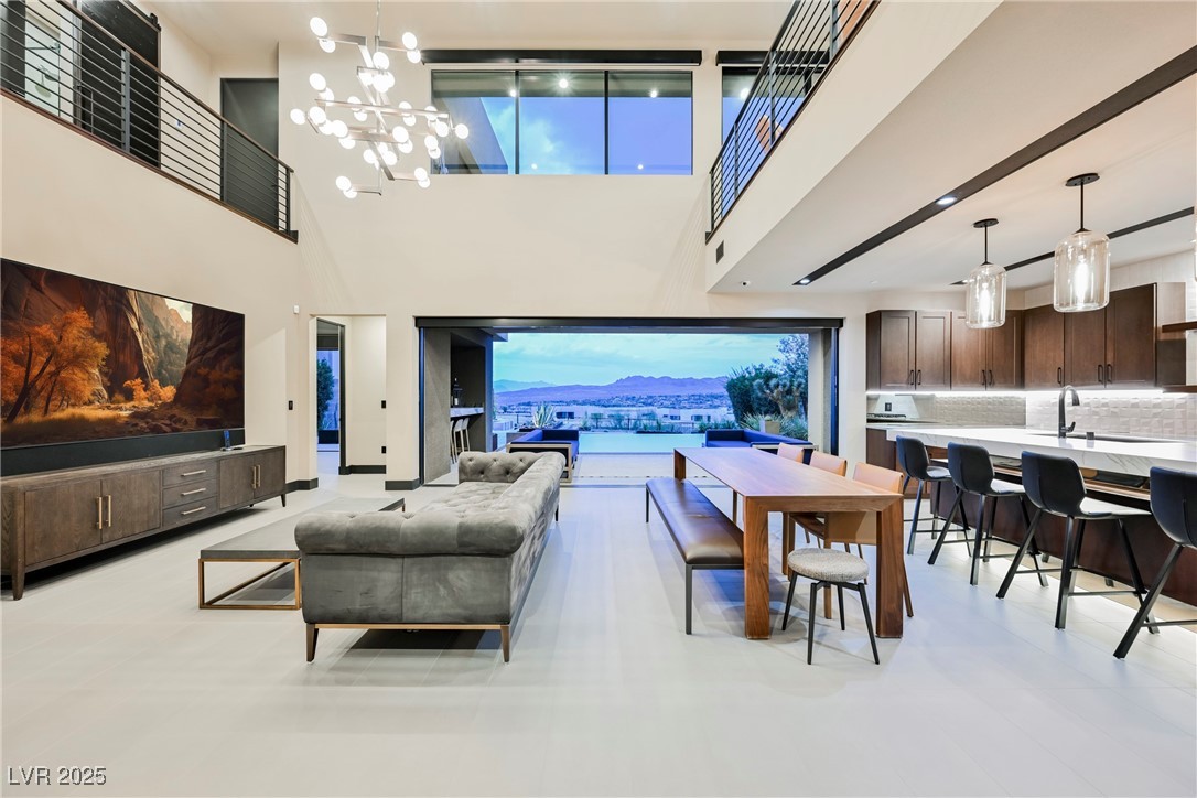 20 Falling Canyon Court Property Photo 23
