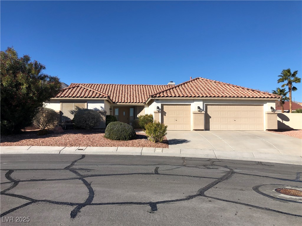 2703033 Property Photo 1