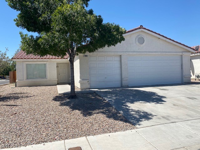 2913 Honeysuckle Avenue Property Photo 1