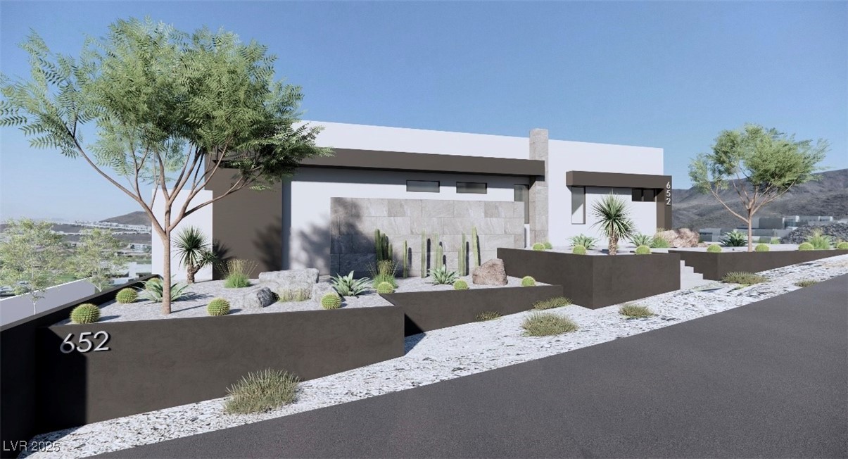 652 Dragon Peak Property Photo