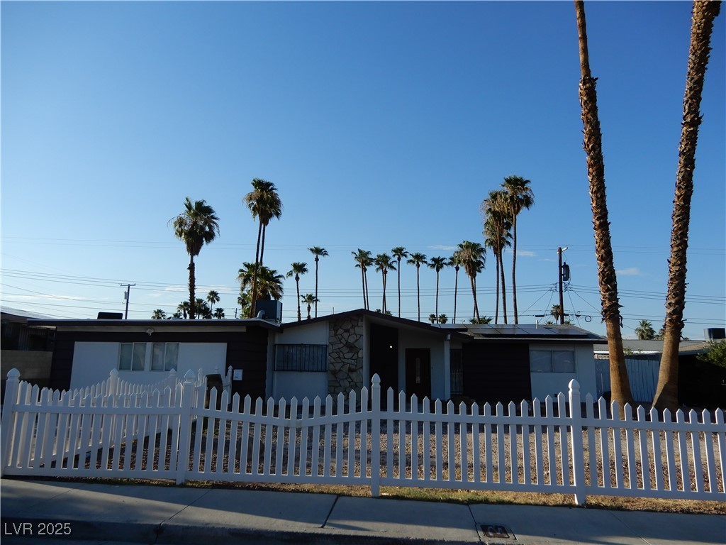 1554 Silver Mesa Way Property Photo 1