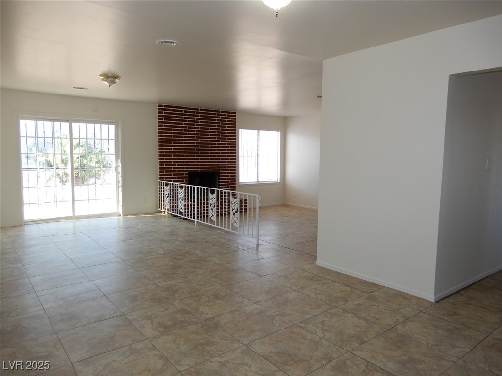 1554 Silver Mesa Way Property Photo 3