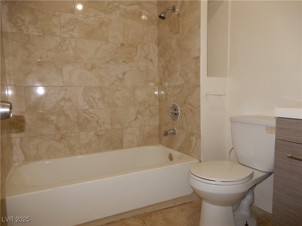 1554 Silver Mesa Way Property Photo 12