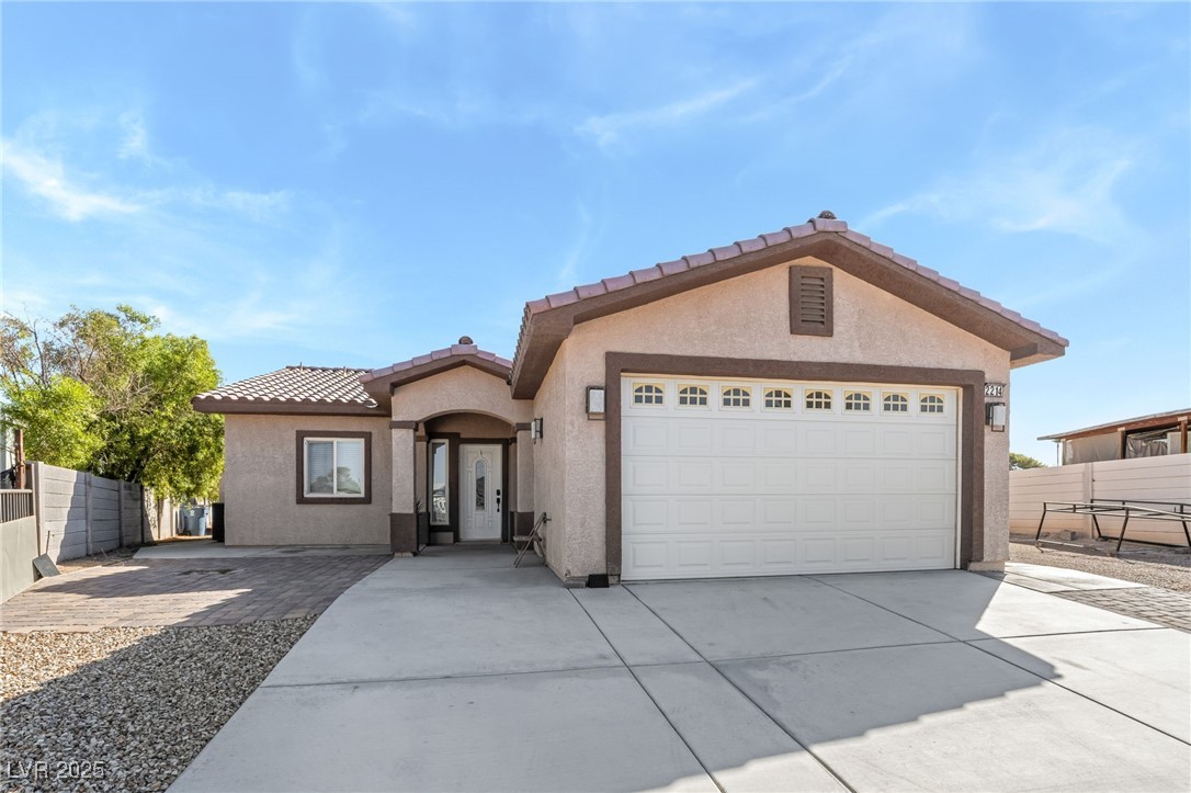 2214 Wilkinson Way Property Photo 4