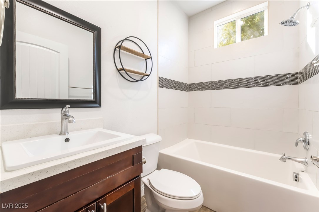 2214 Wilkinson Way Property Photo 22