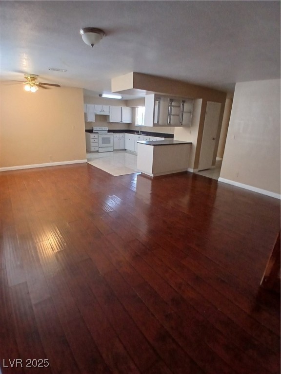 4830 La Fonda Drive Property Photo 8