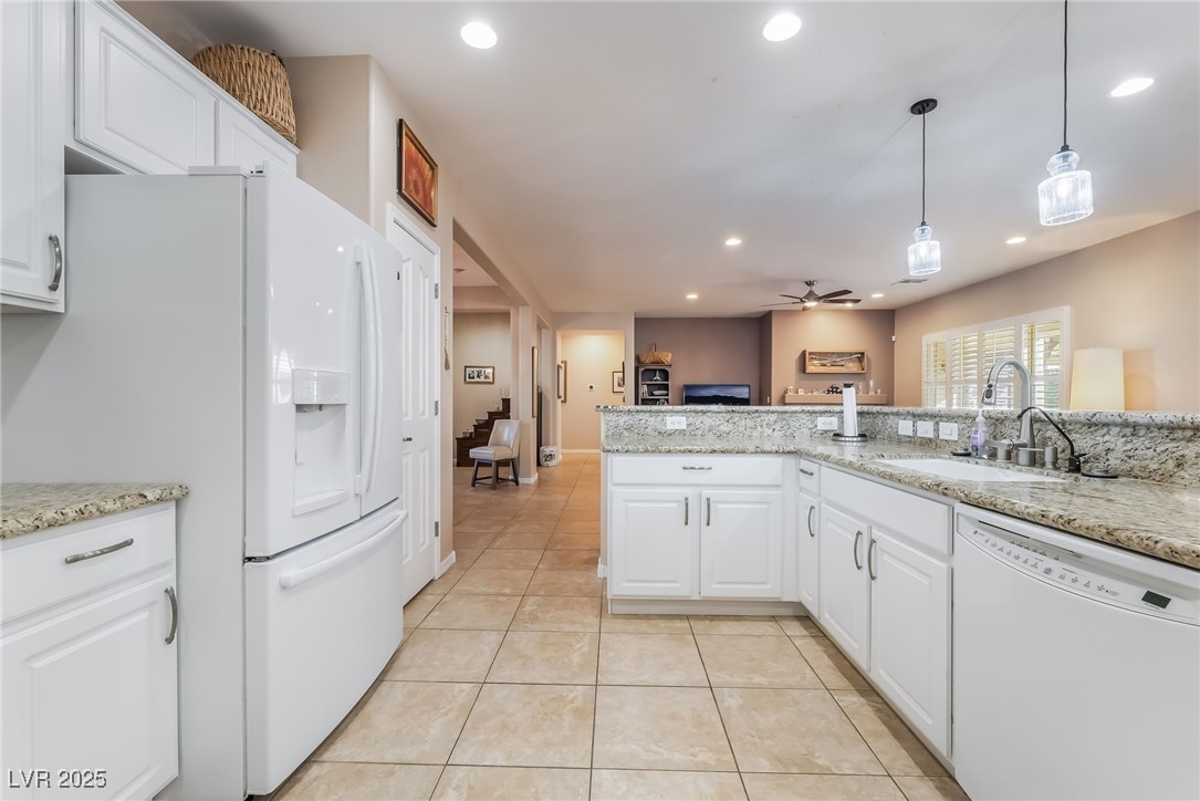 2318 Black River Falls Drive Property Photo 6