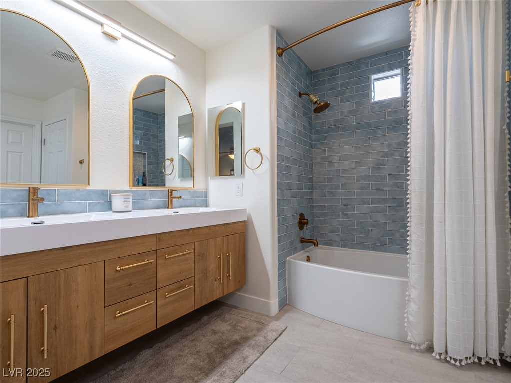 7864 Solid Horn Court Property Photo 1