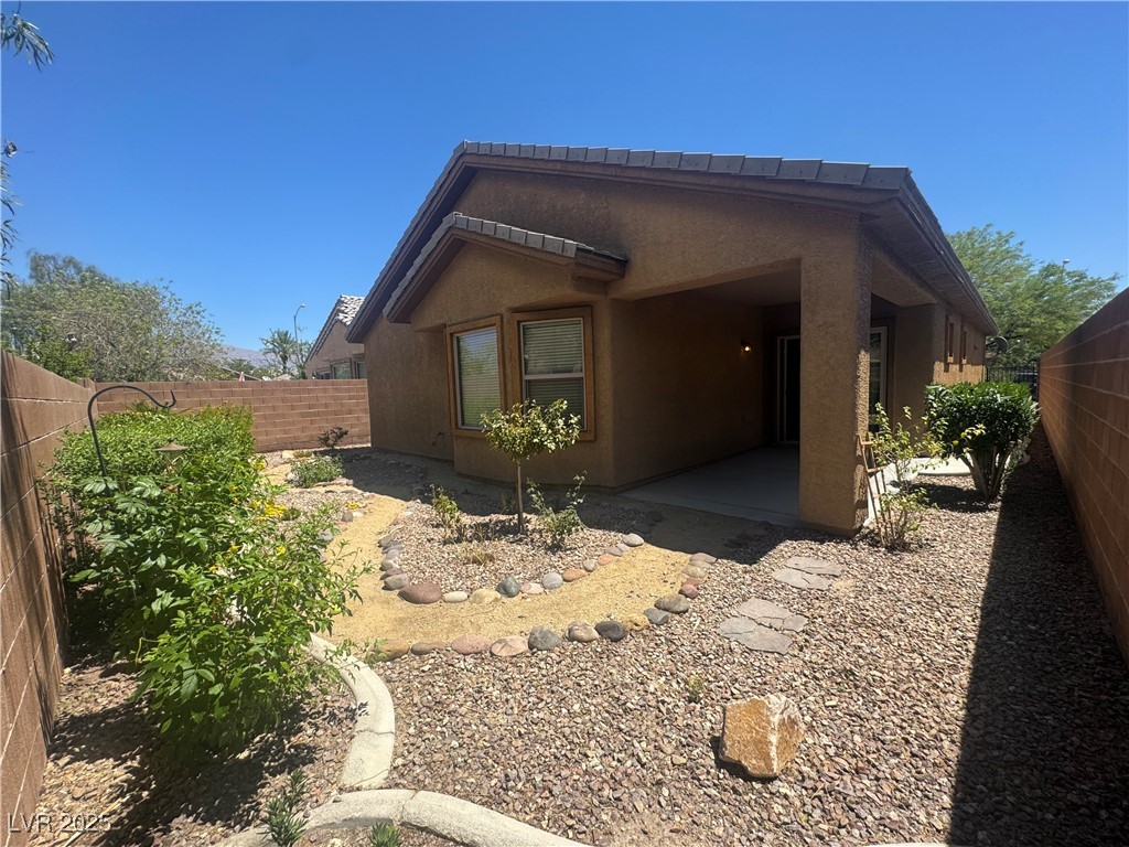 6737 Divers Loons Street Property Photo 15