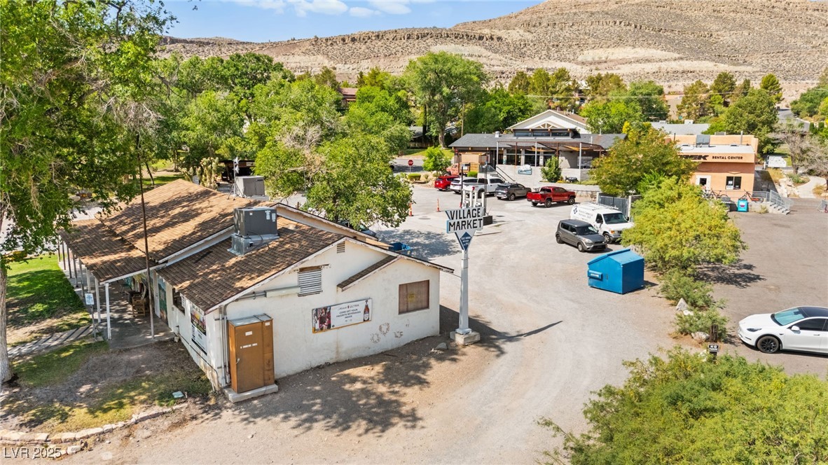 100 Spanish Trail Property Photo 15