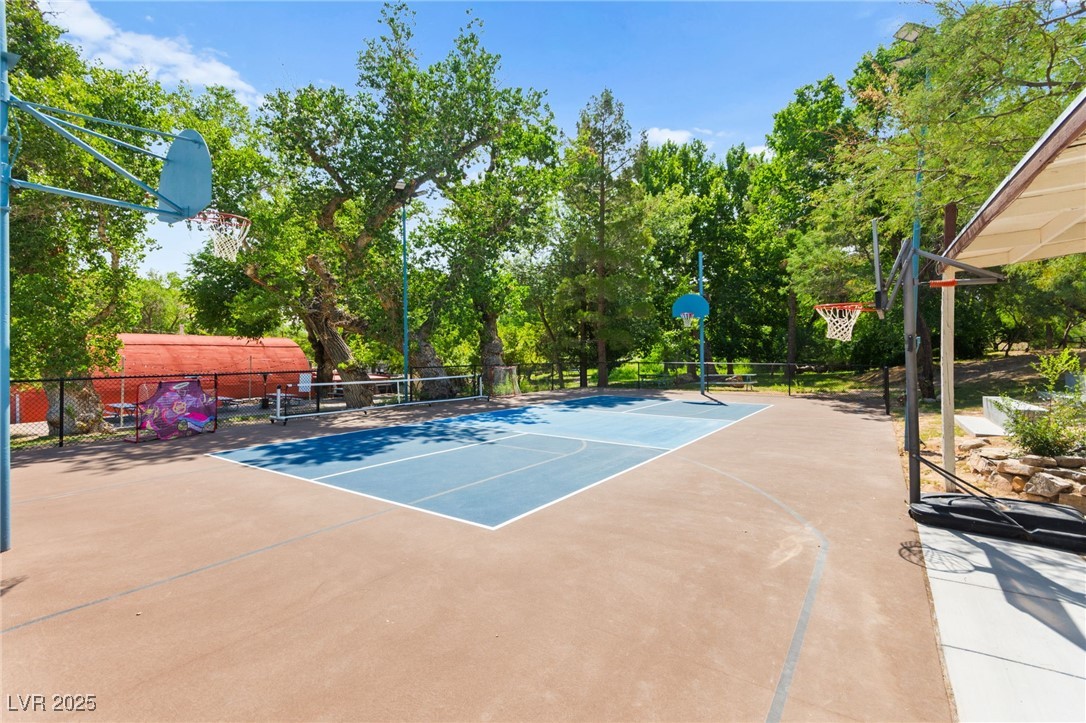 100 Spanish Trail Property Photo 59