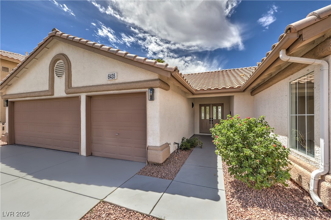 6435 Heatherton Avenue Property Photo 4