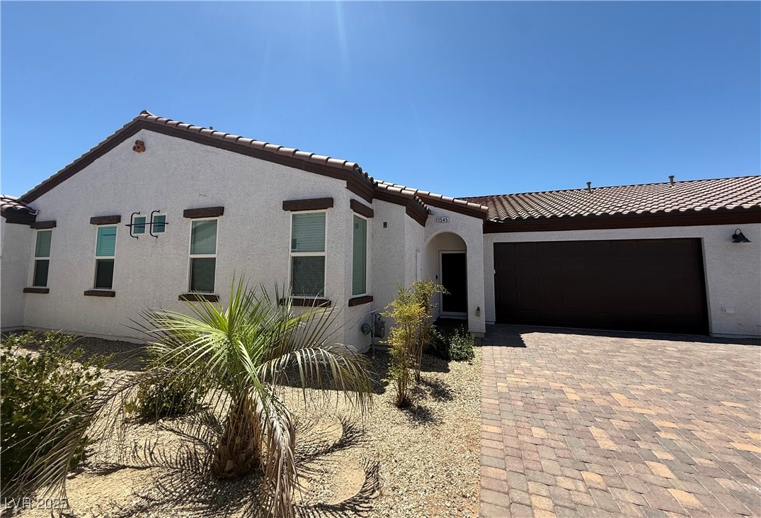 1545 Franklin Lane Property Photo 1