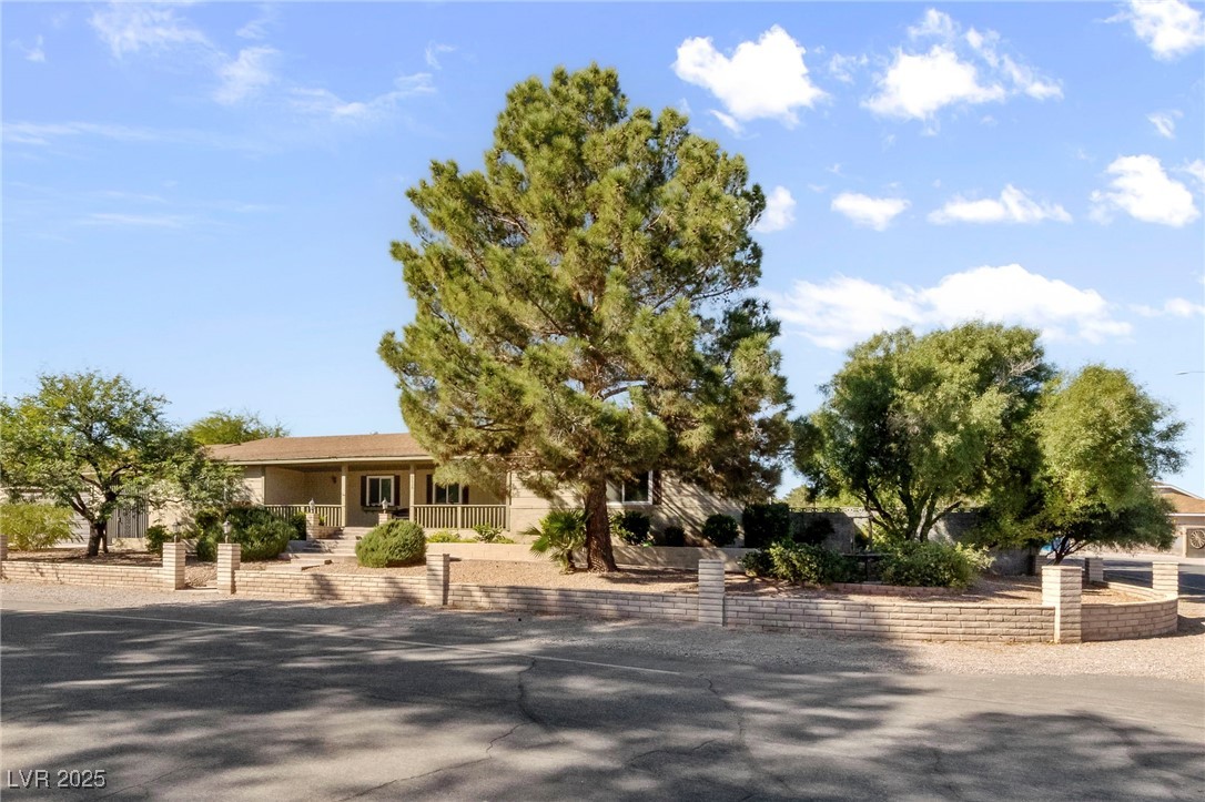 5518 Avenida Vaquero