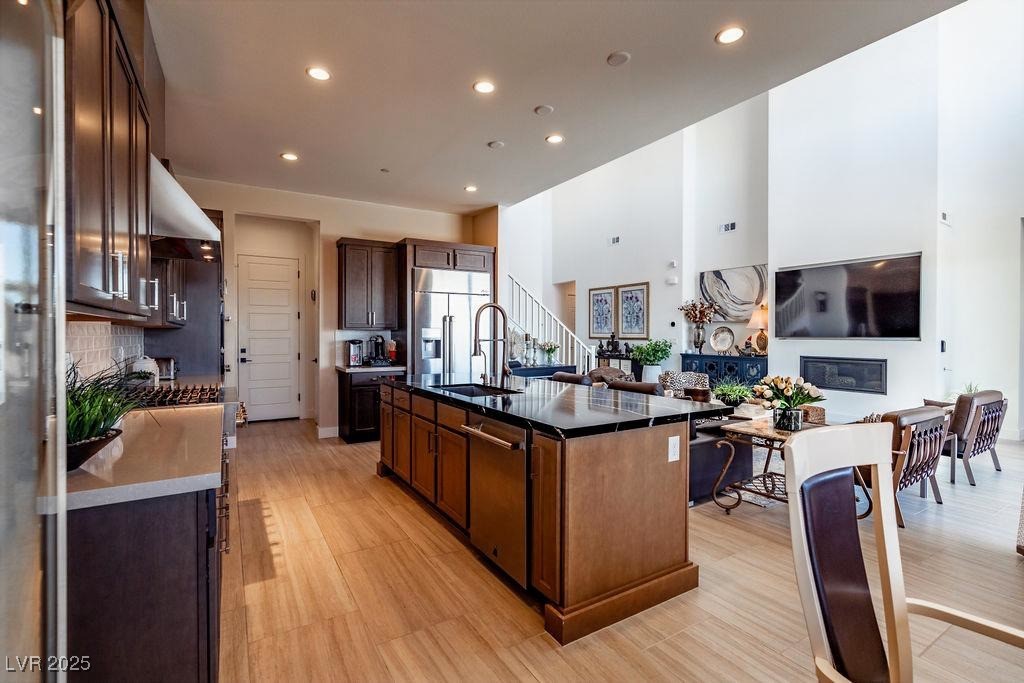 420 Malpaso Street Property Photo 1