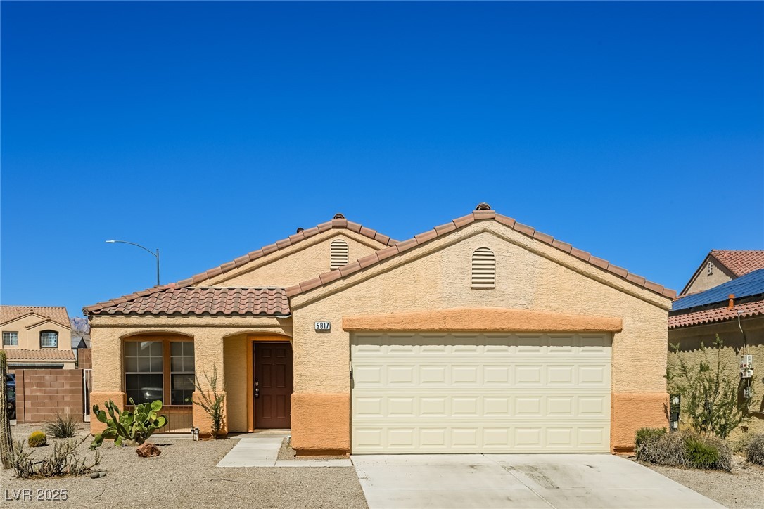 5817 Count Fleet Street Property Photo 1