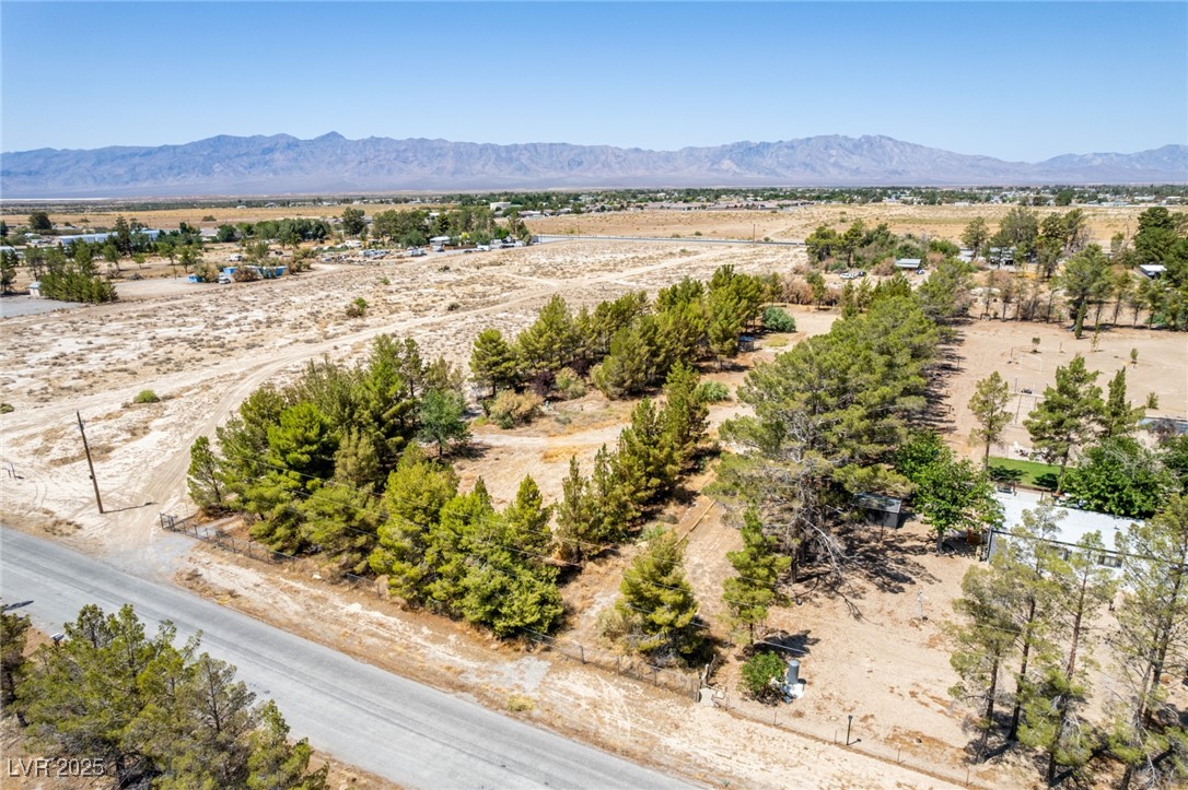6210 Hawkins Way Property Photo 2