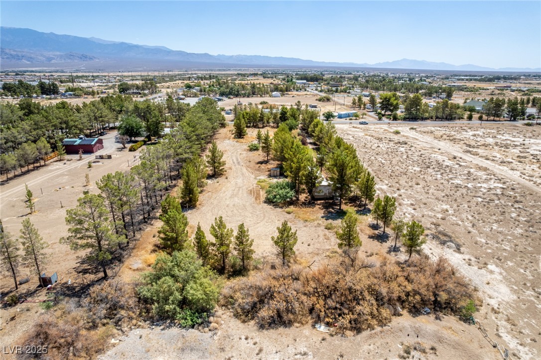 6210 Hawkins Way Property Photo 5