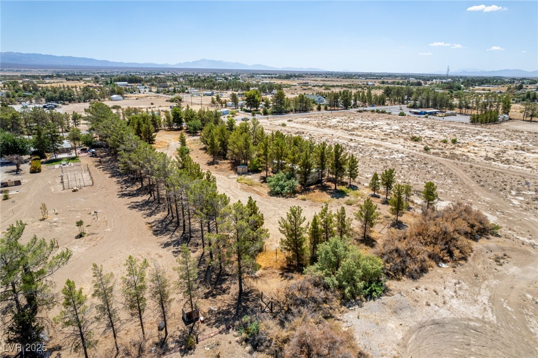 6210 Hawkins Way Property Photo 6