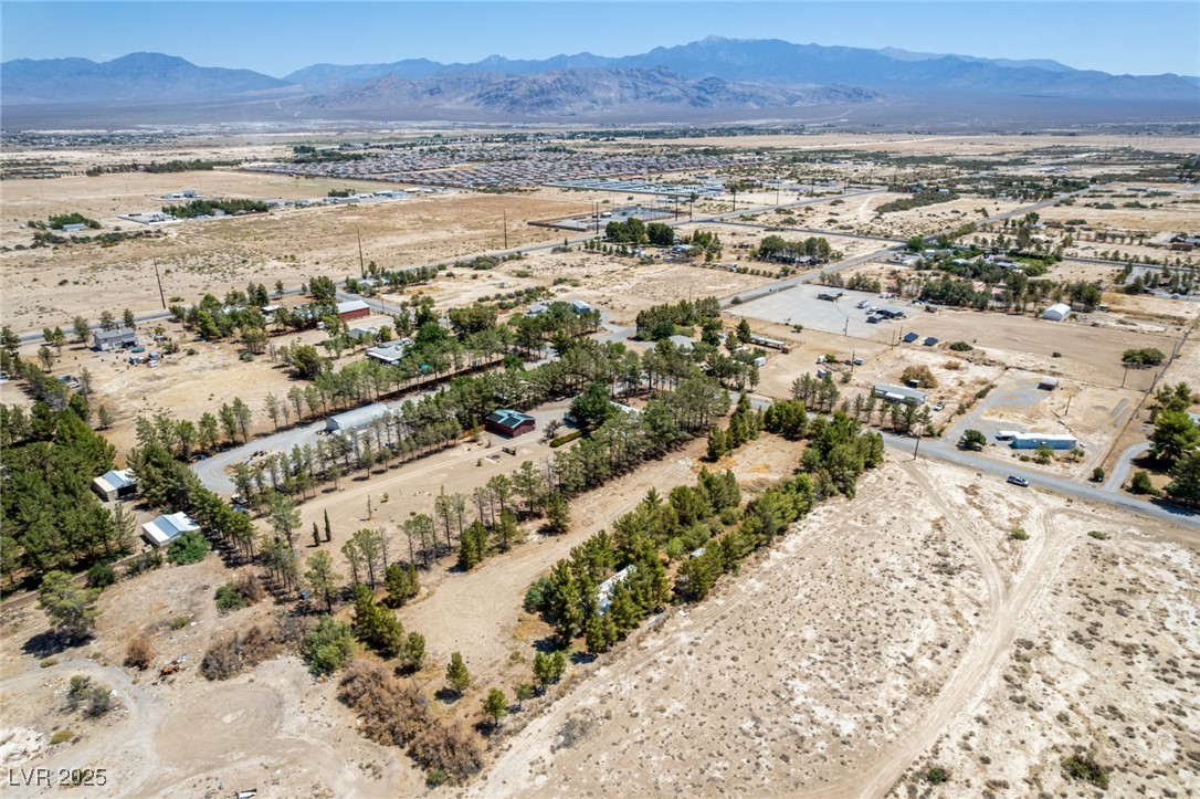 6210 Hawkins Way Property Photo 10