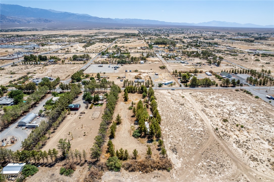 6210 Hawkins Way Property Photo 11