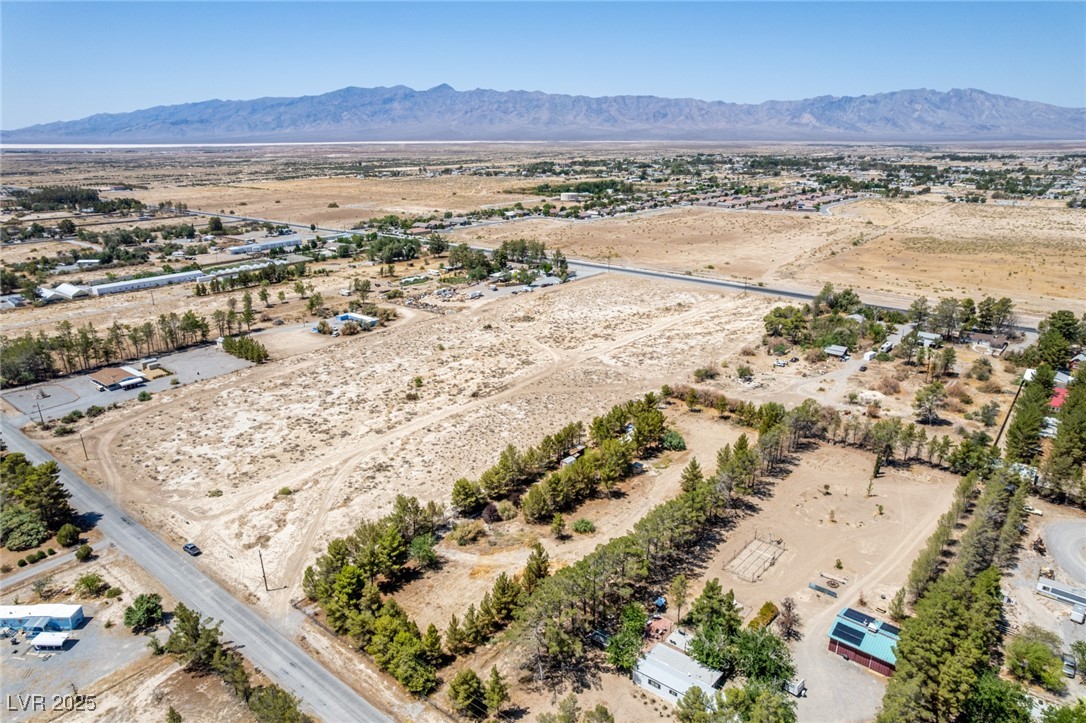 6210 Hawkins Way Property Photo 14