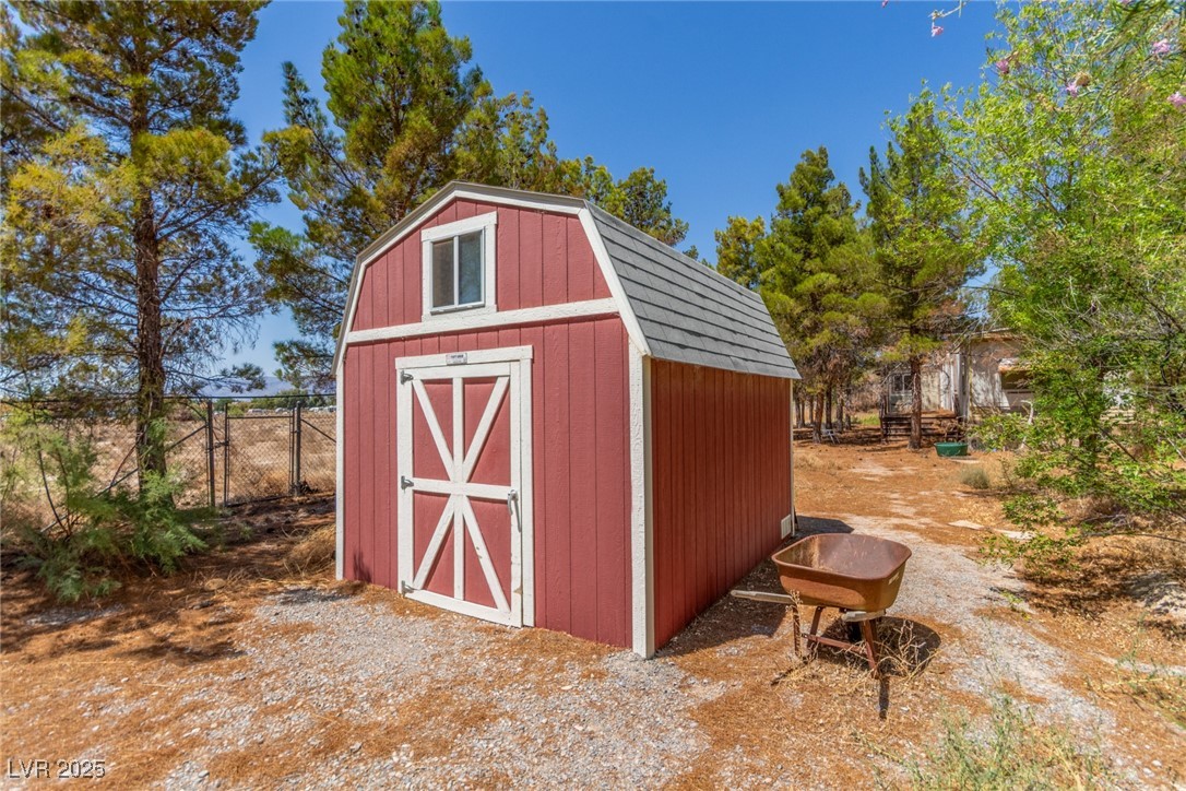 6210 Hawkins Way Property Photo 18