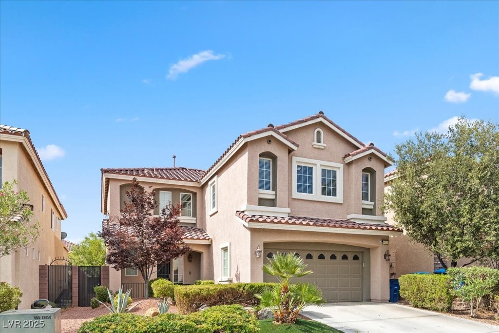 6423 West Camero Avenue Property Photo 1