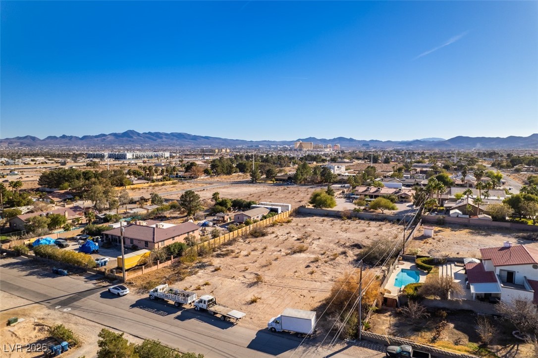 Cougar Avenue Property Photo 30