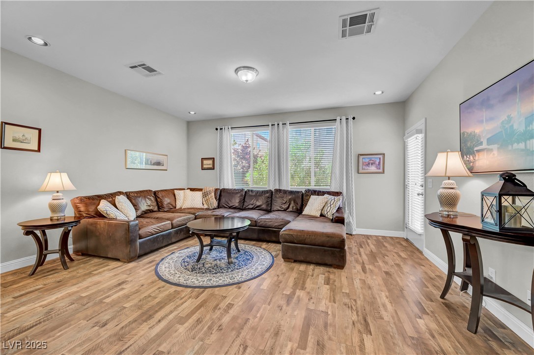 10528 Tugaloo Avenue Property Photo 12
