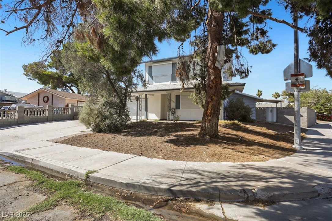 5295 Renault Avenue Property Photo 2