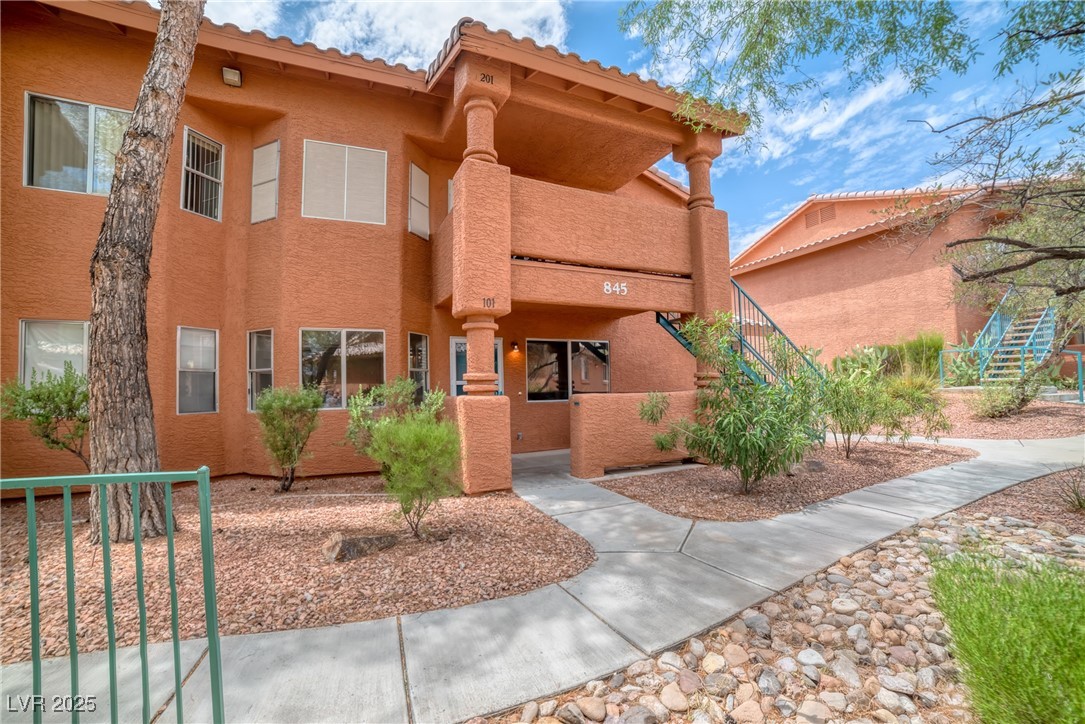 845 Mesquite Springs Drive 101 Property Photo 1