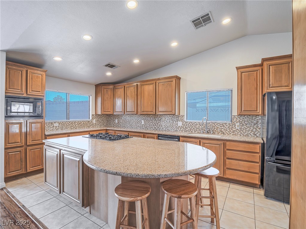 4913 Holly Grove Drive Property Photo 1