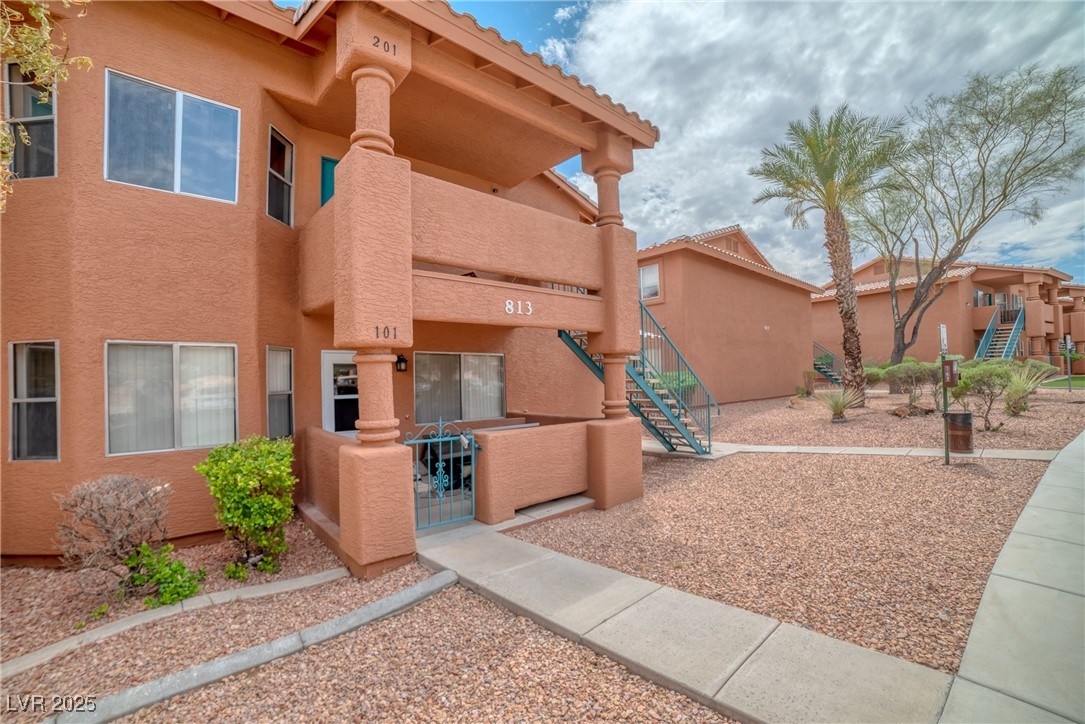 813 Mesquite Springs Drive 101 Property Photo 1