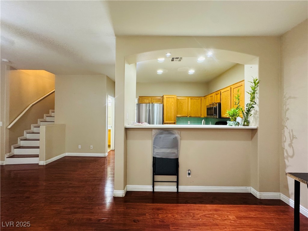 1201 Dusty Creek Street Property Photo 2