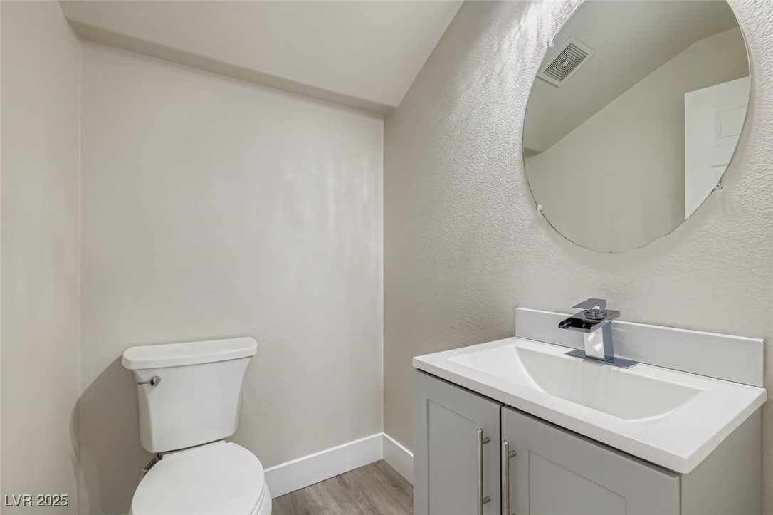 2924 Pitgaveny Avenue Property Photo 14