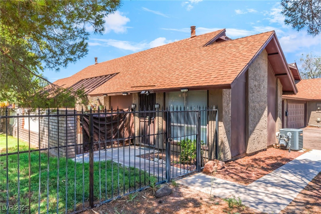 3217 Arville Street Property Photo