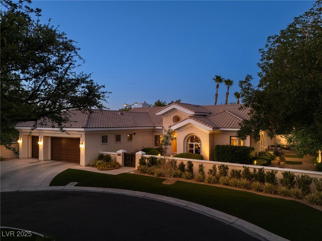 9004 Rolling Knoll Court