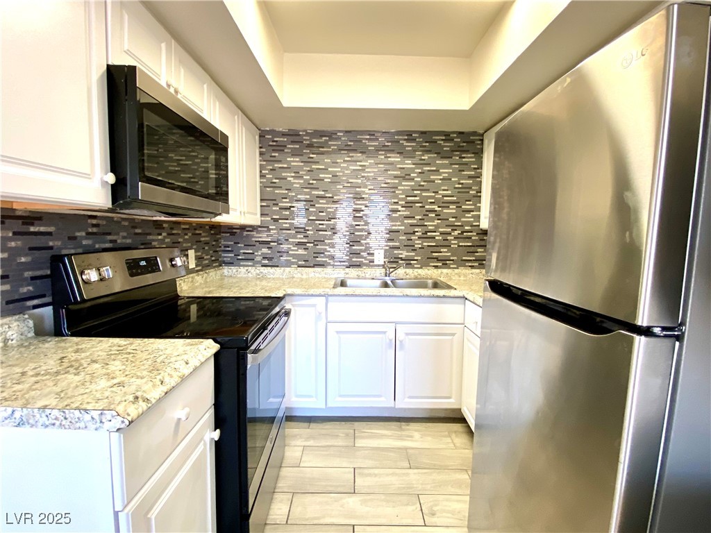6213 Smoke Ranch Road Property Photo 10