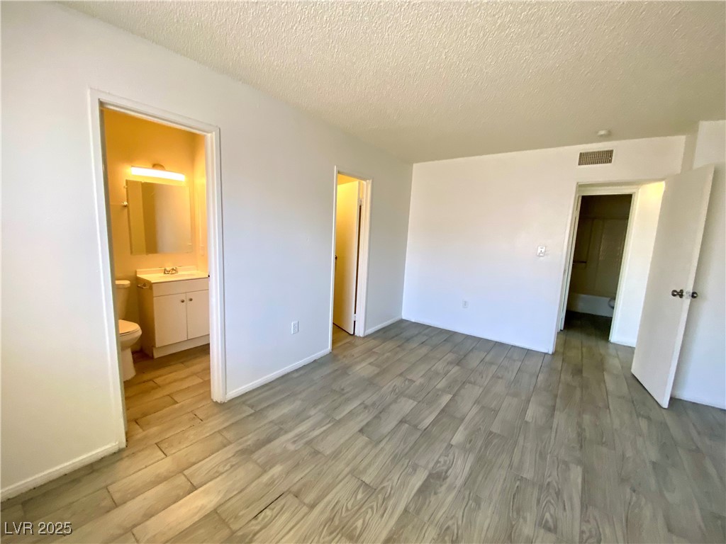 6213 Smoke Ranch Road Property Photo 15