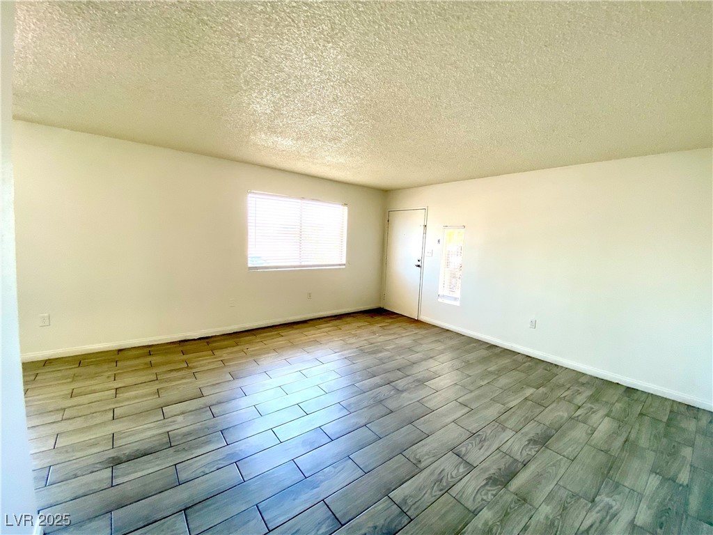 6213 Smoke Ranch Road Property Photo 17