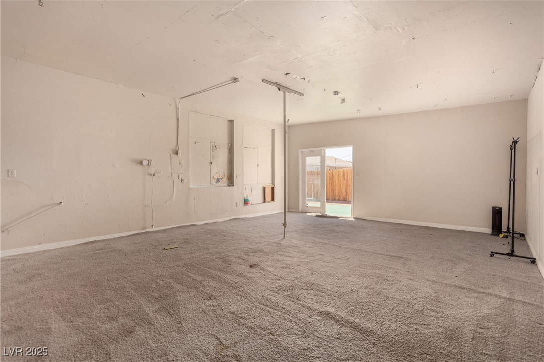 6508 Bourbon Way Property Photo 32