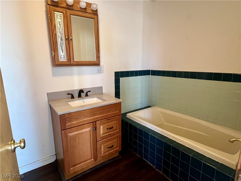225 Apache Place Property Photo 13
