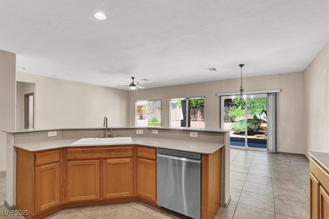 7839 Lyrebird Drive Property Photo 10