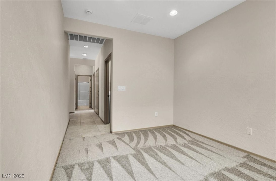 7839 Lyrebird Drive Property Photo 18