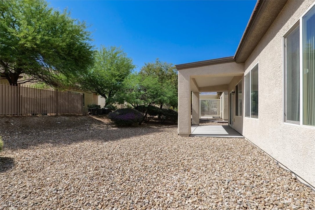 7839 Lyrebird Drive Property Photo 21
