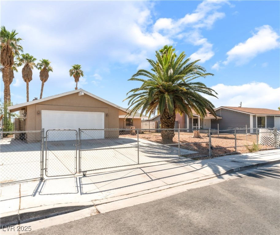 2409 Whirlaway Street Property Photo 1